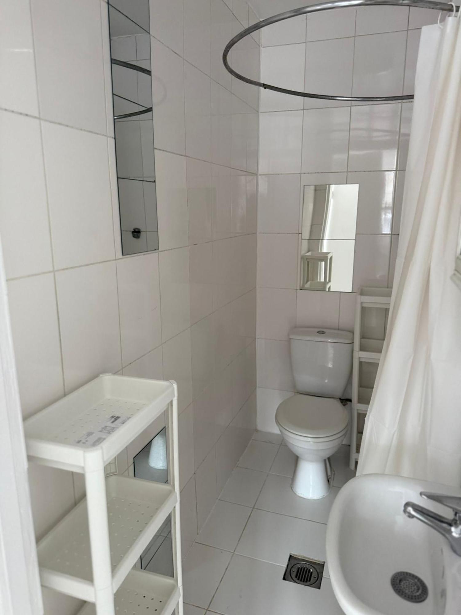 Apartment Luxury Studio With Own Entrance Minutes From Primrose Hill,Camden Market, Canal And Roundhouse London