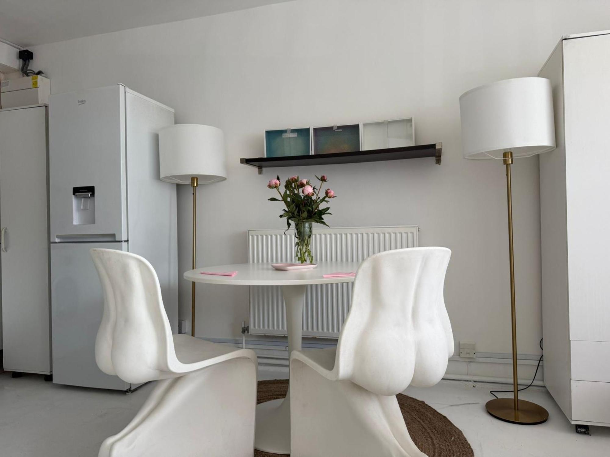 Luxury Studio With Own Entrance Minutes From Primrose Hill,Camden Market, Canal And Roundhouse Apartment London